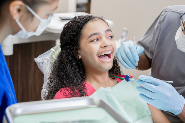 Best Emergency Treatment for Dental Infections or Abscesses in Old Miakka, FL